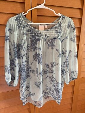 LC Lauren Conrad Mint Blue Floral Pintuck Blouse